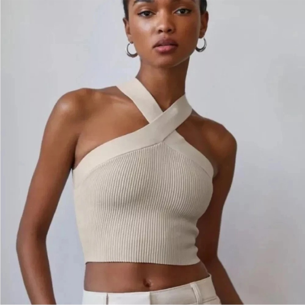 Abercrombie & Fitch Woman’s Knit Criss Cross Crop Top White Size Small - Picture 3 of 14